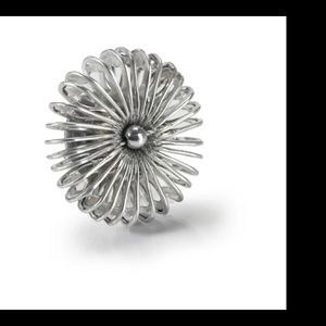 EsCama Studio Pin Brooch